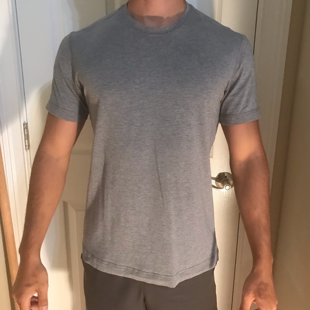 Lululemon Grey Men’s T